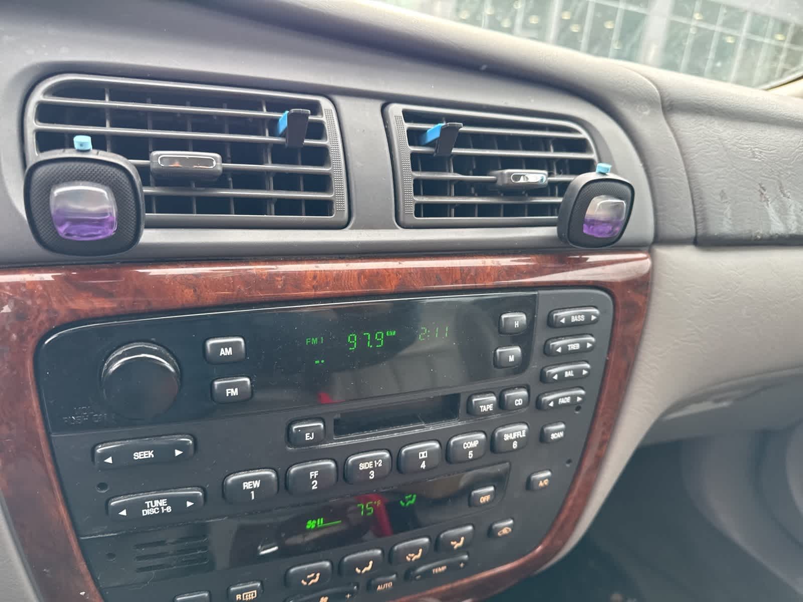 Thumbnail: 2005 Mercury Sable - 27