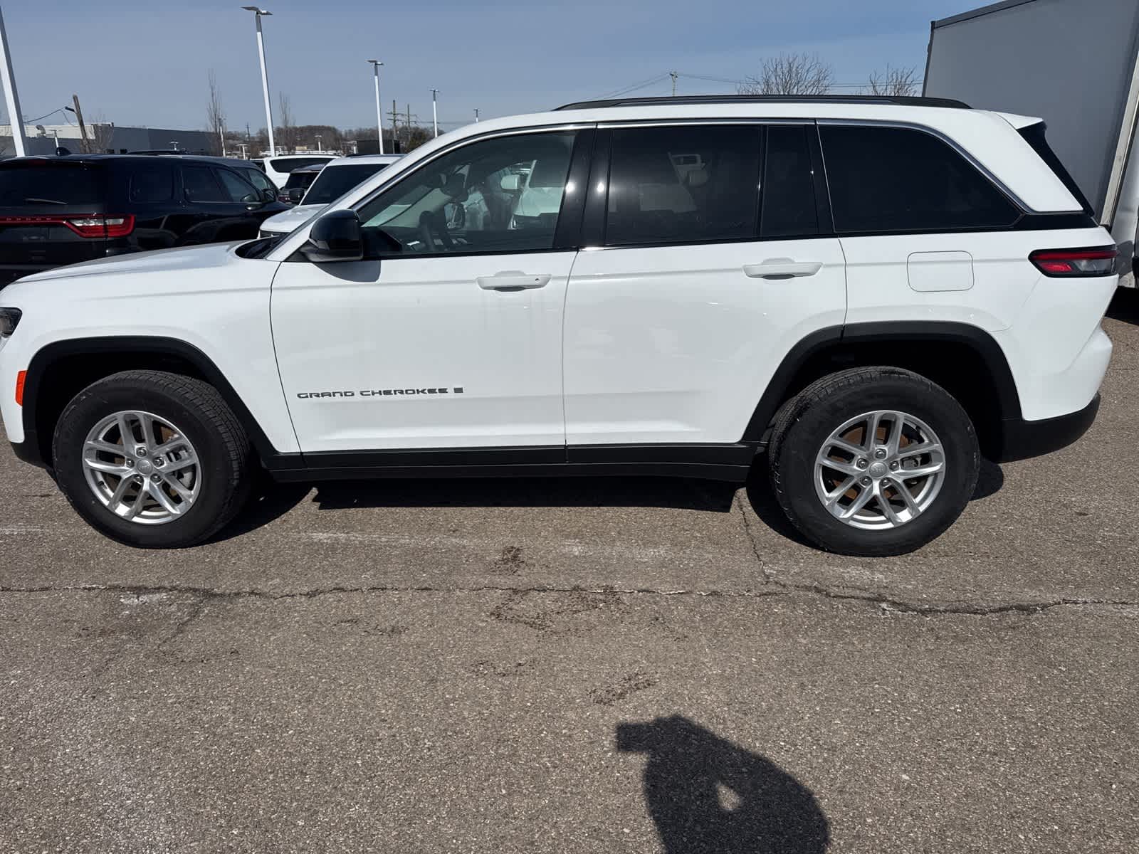 Thumbnail: 2024 Jeep Grand Cherokee - 21