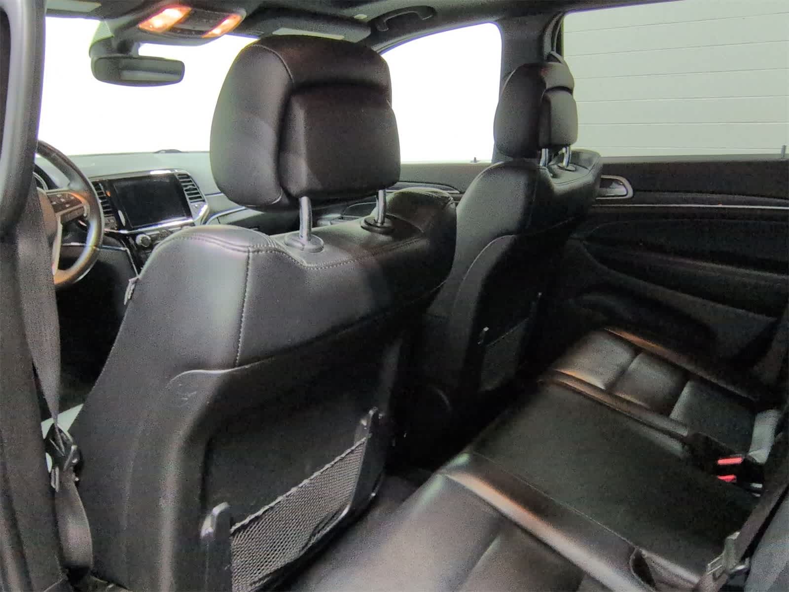 Thumbnail: 2020 Jeep Grand Cherokee - 19