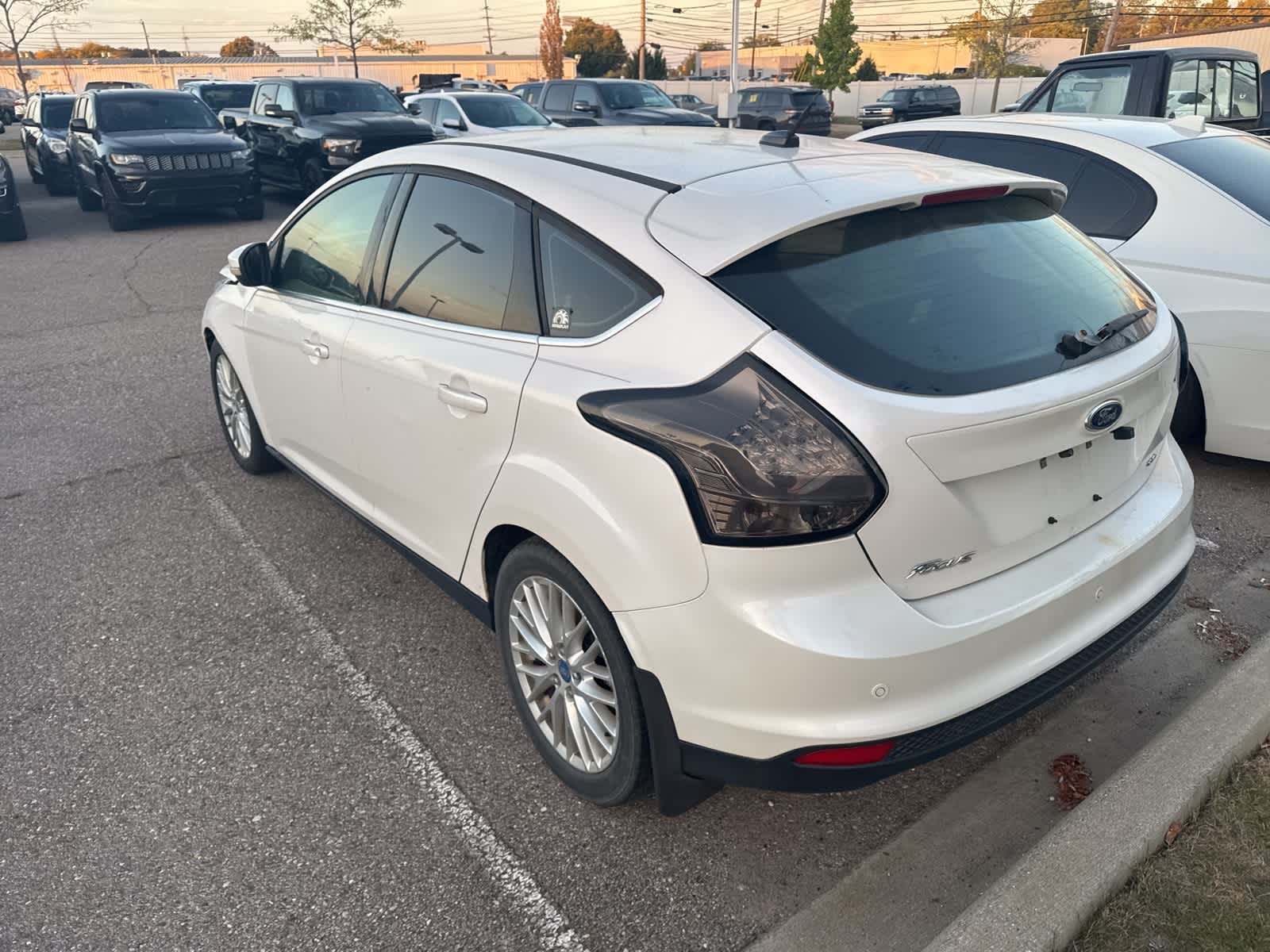 Thumbnail: 2012 Ford Focus - 20