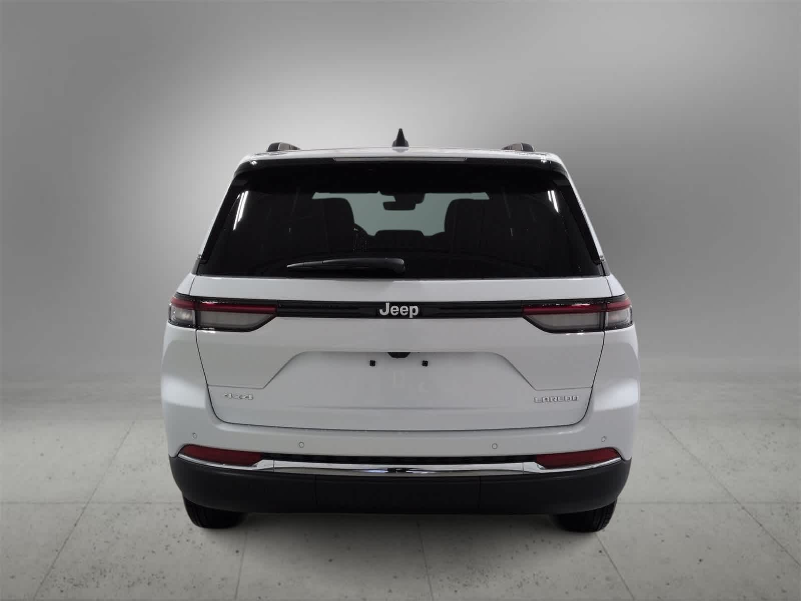 Thumbnail: 2025 Jeep Grand Cherokee - 7