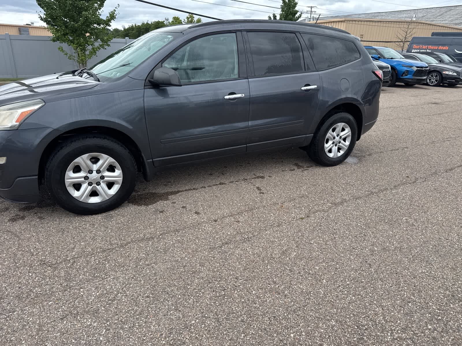 Thumbnail: 2014 Chevrolet Traverse - 26