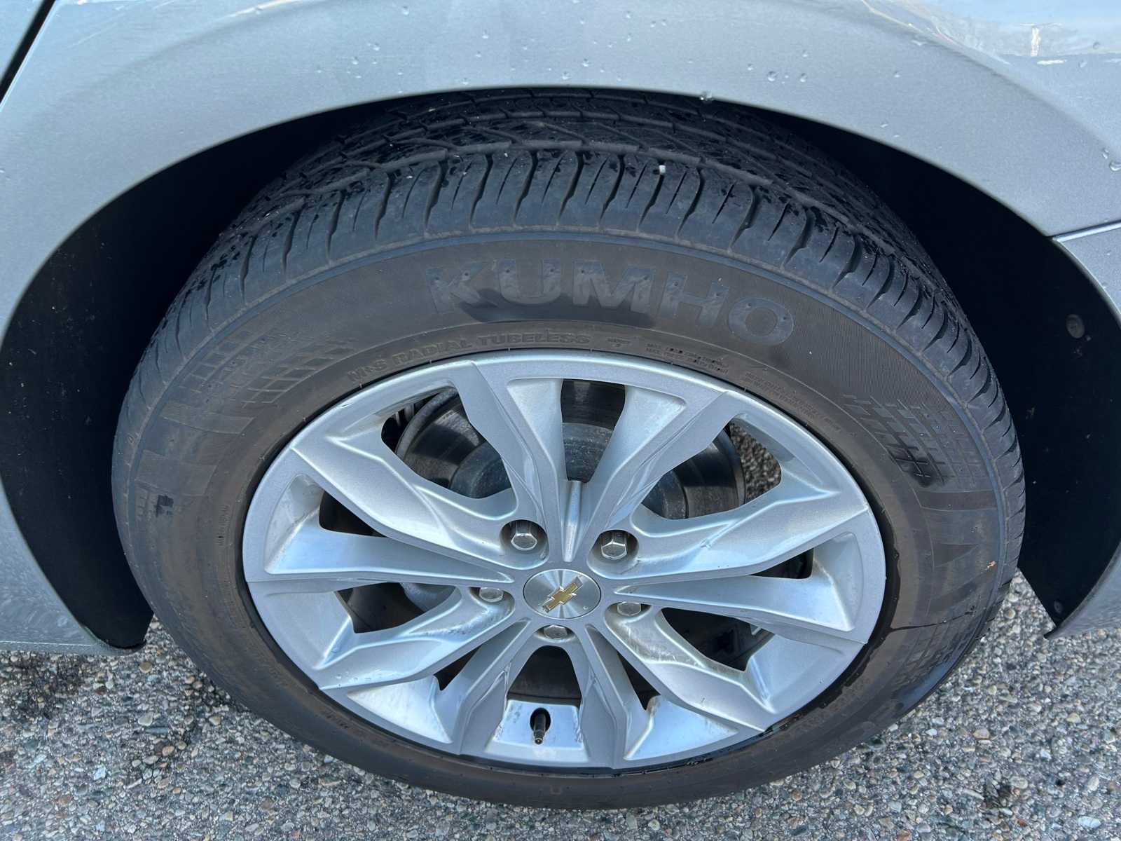 Thumbnail: 2023 Chevrolet Malibu - 30