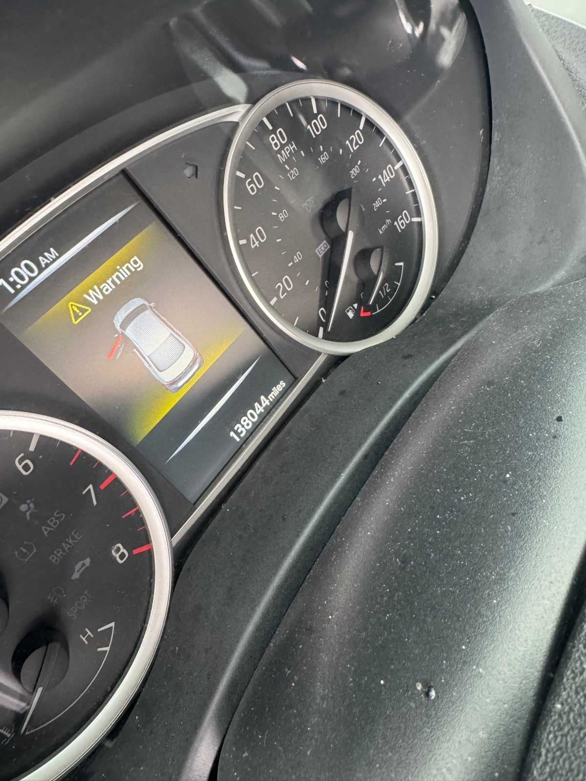 Thumbnail: 2016 Nissan Sentra - 28