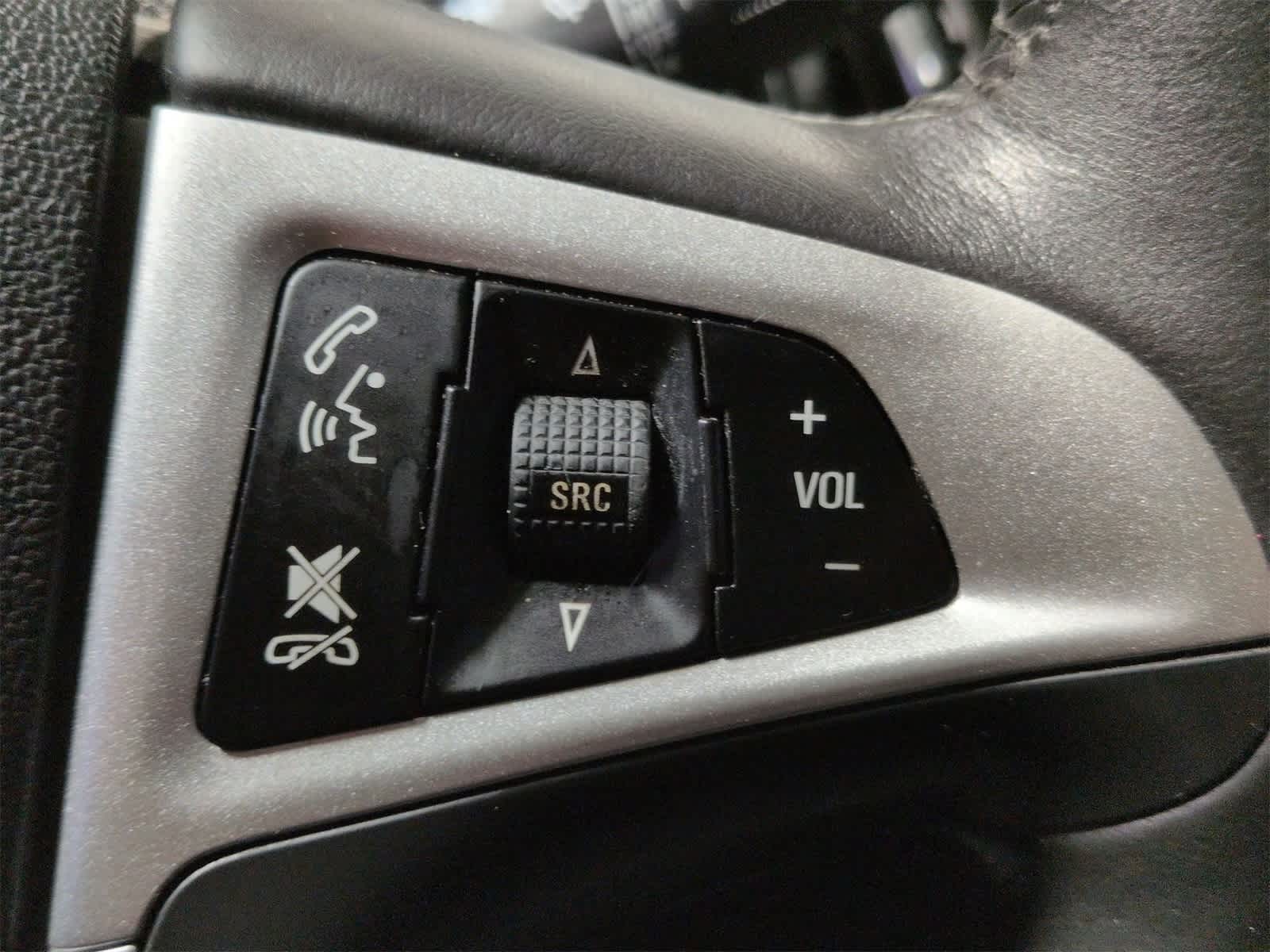 Thumbnail: 2015 Chevrolet Equinox - 24
