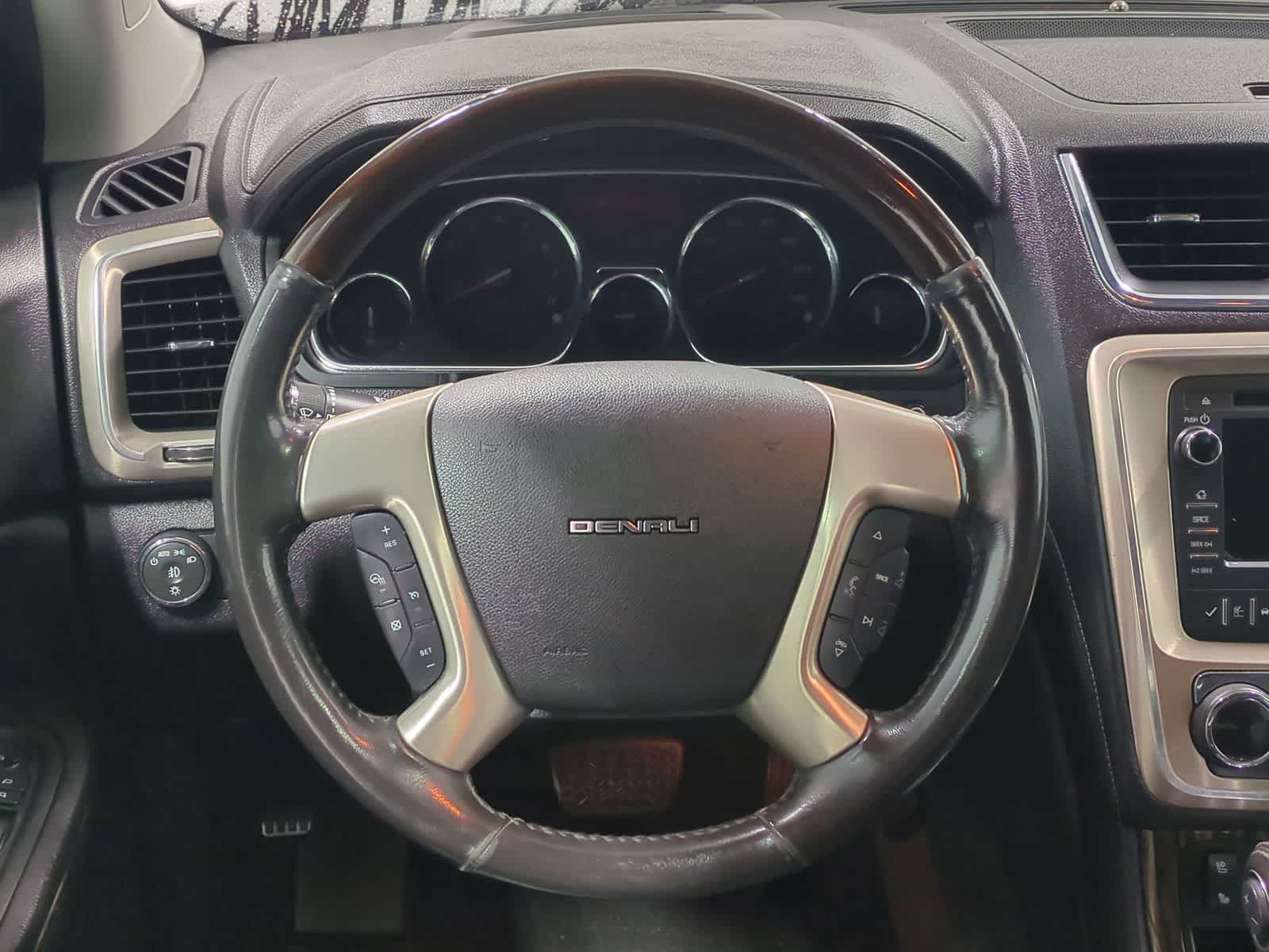 Thumbnail: 2016 GMC Acadia - 24