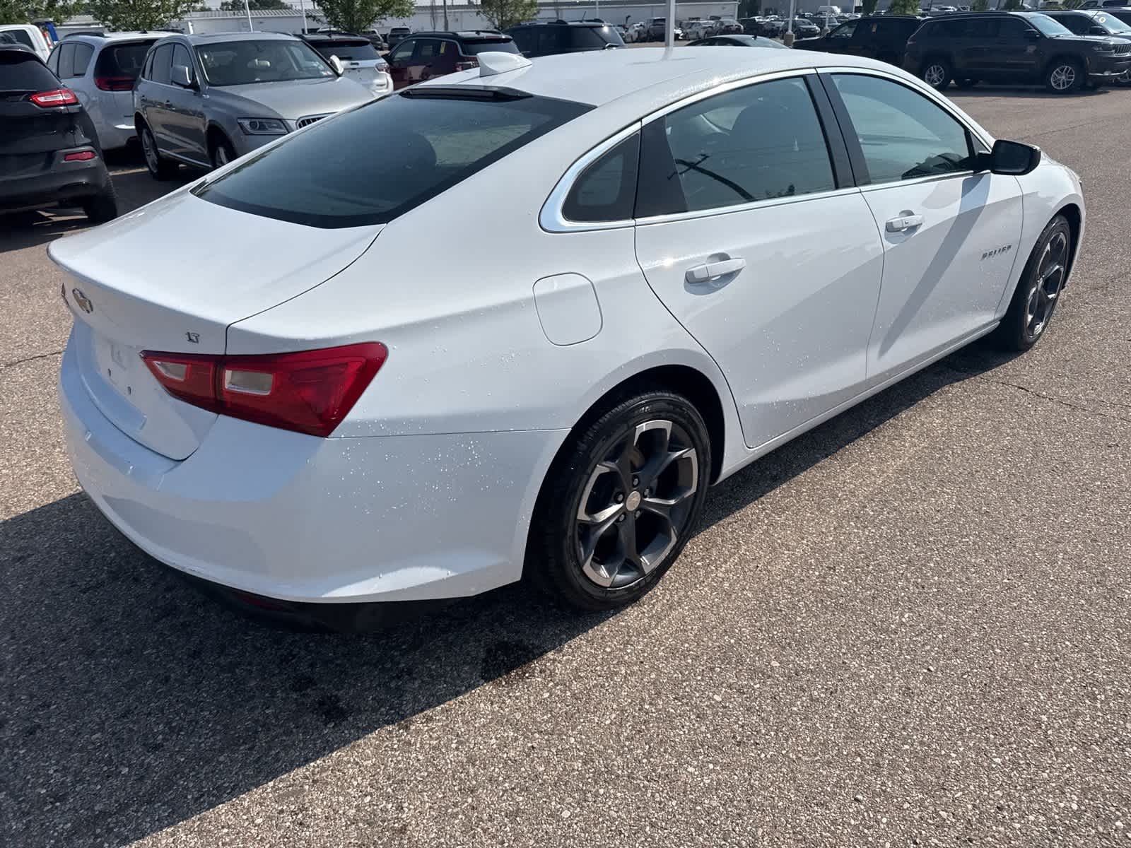 Thumbnail: 2023 Chevrolet Malibu - 14