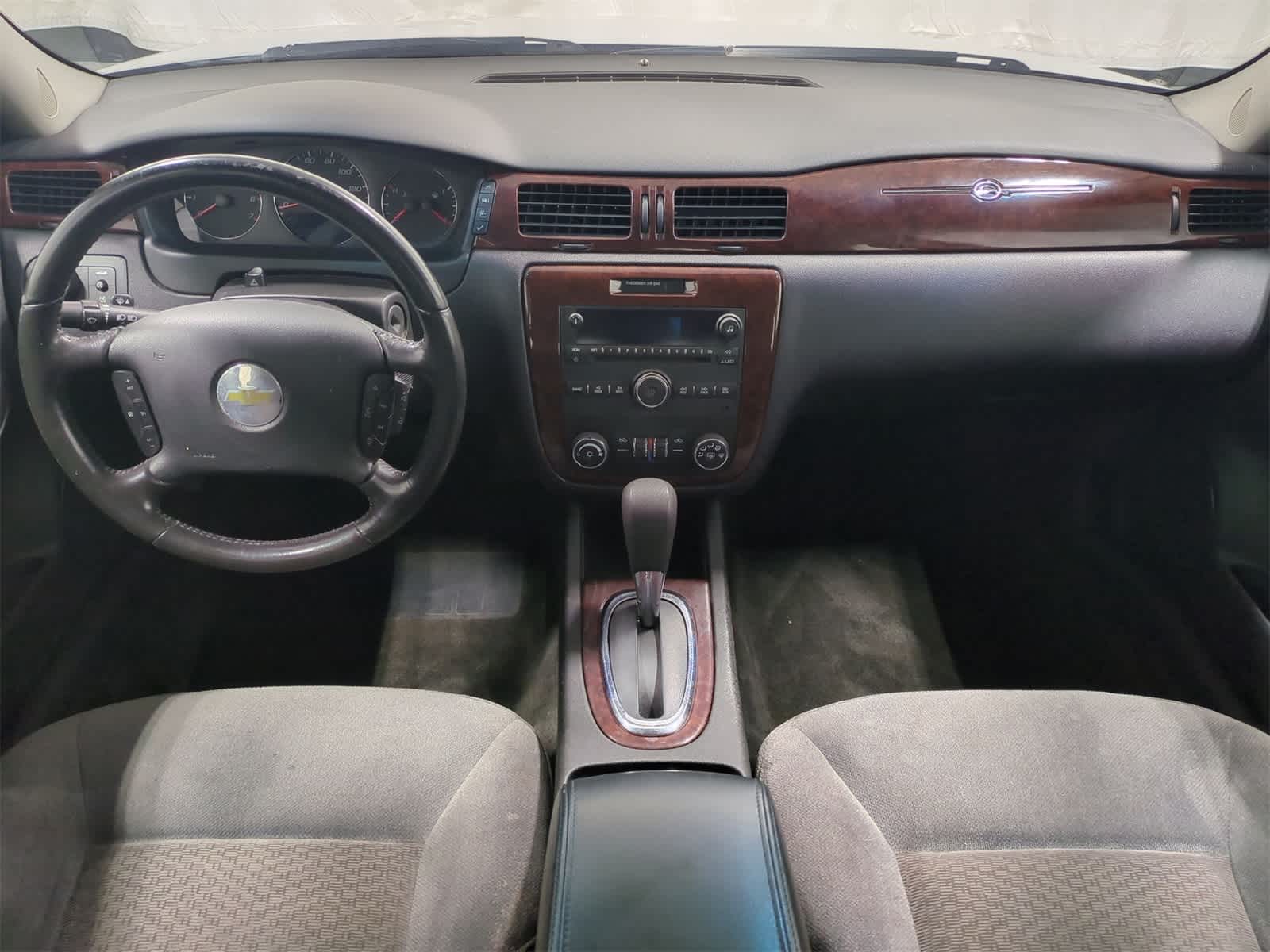 Thumbnail: 2011 Chevrolet Impala - 16