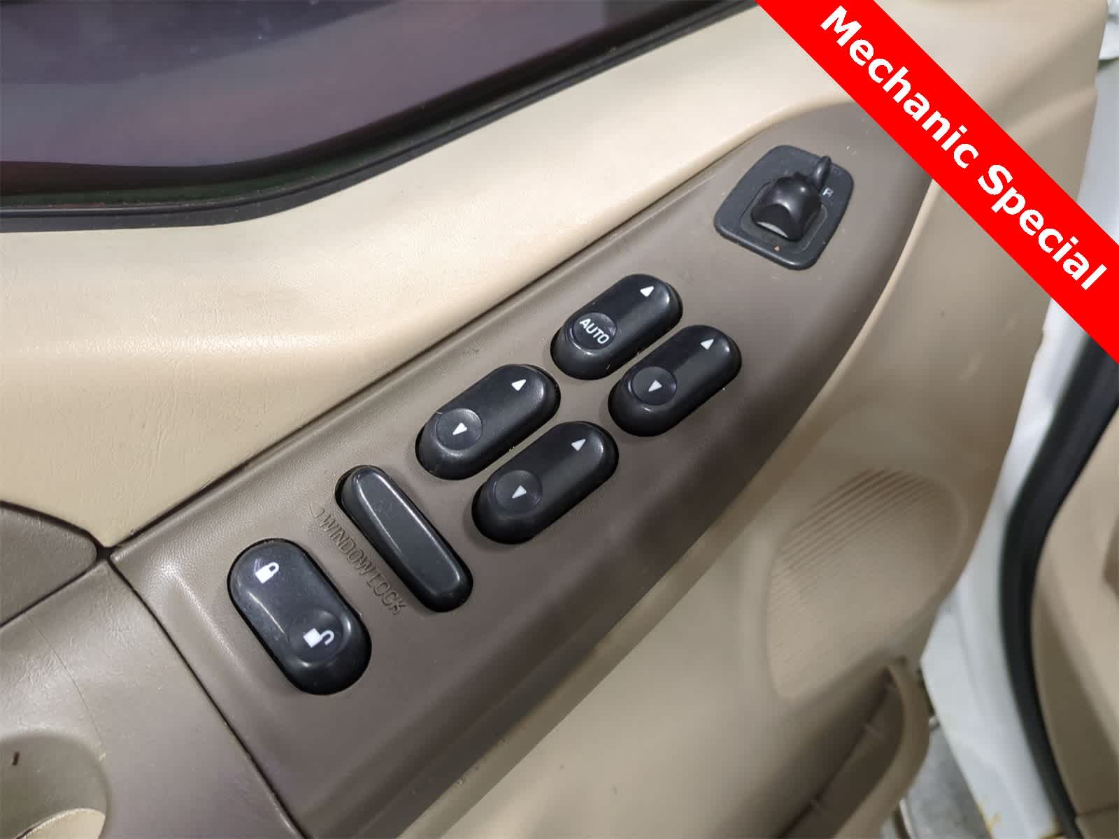 Thumbnail: 2002 Ford Excursion - 18