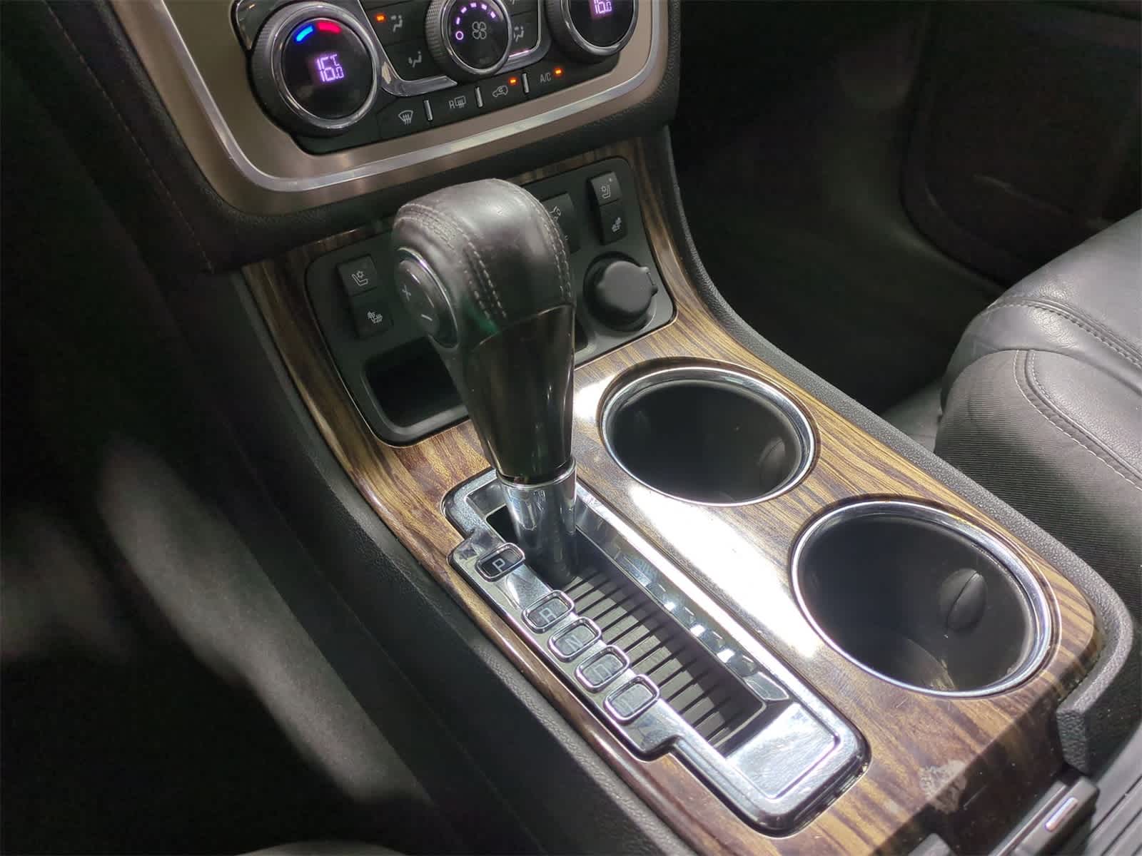 Thumbnail: 2013 GMC Acadia - 34