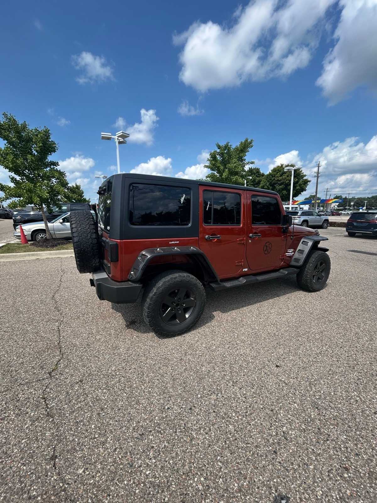 Thumbnail: 2014 Jeep Wrangler - 18