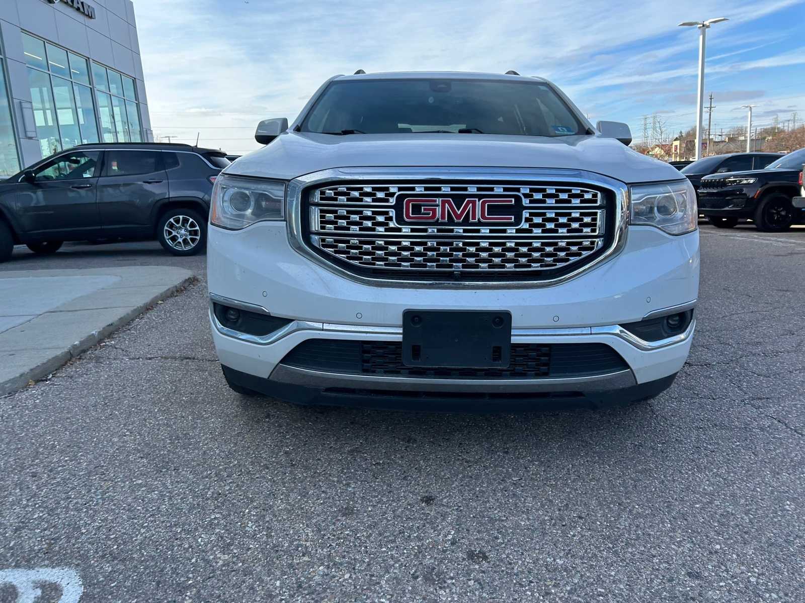 Thumbnail: 2019 GMC Acadia - 3