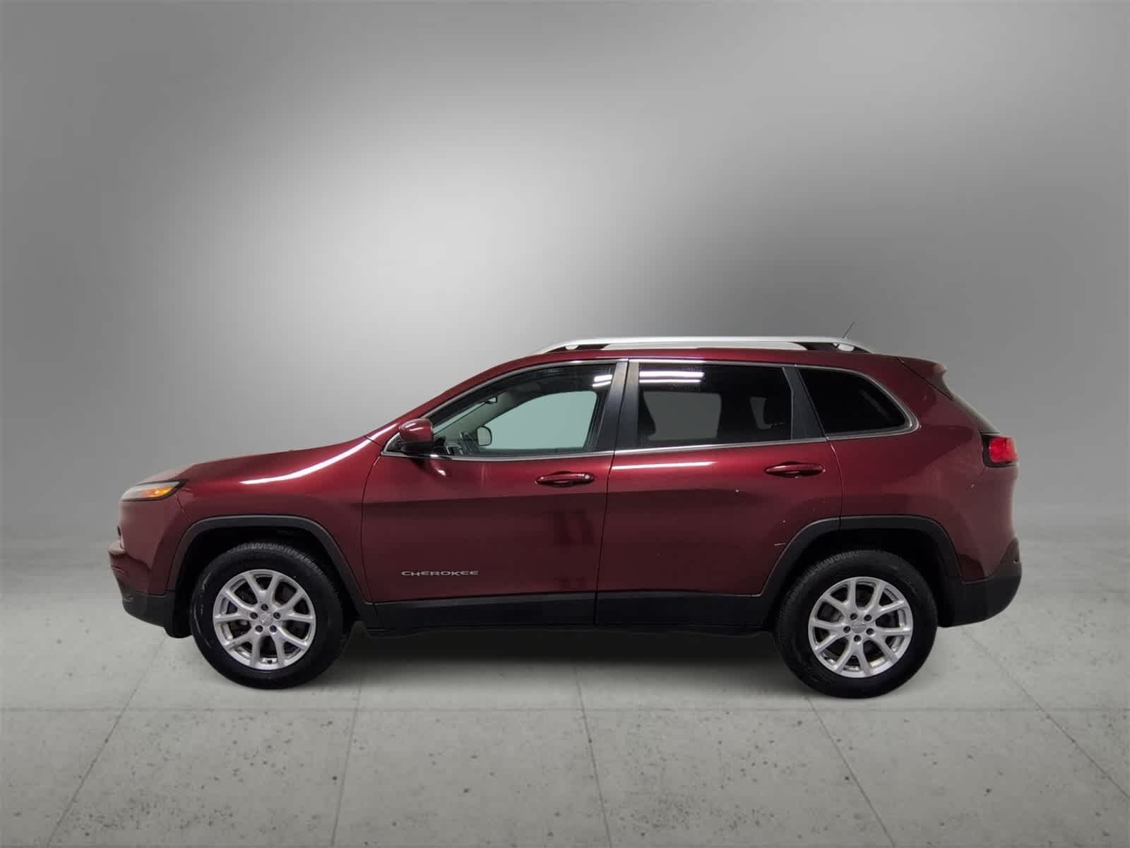 Thumbnail: 2015 Jeep Cherokee - 5