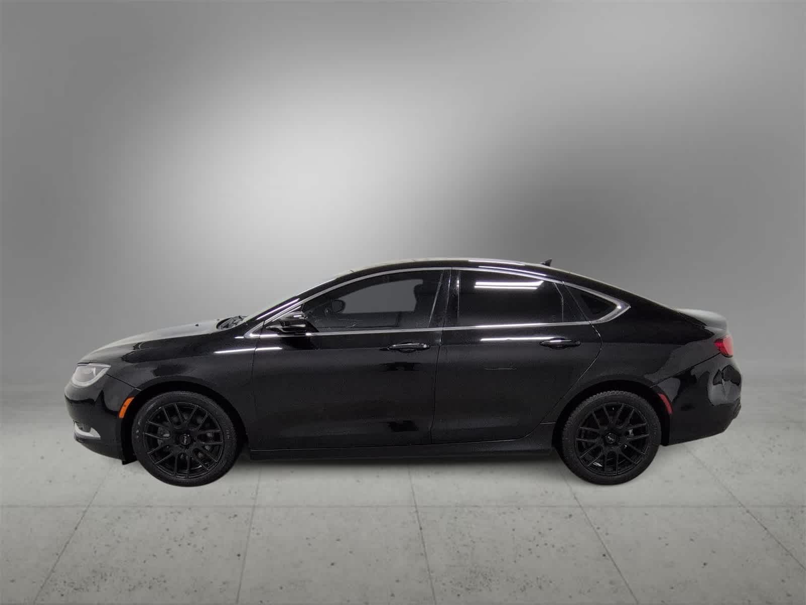 Thumbnail: 2015 Chrysler 200 - 5