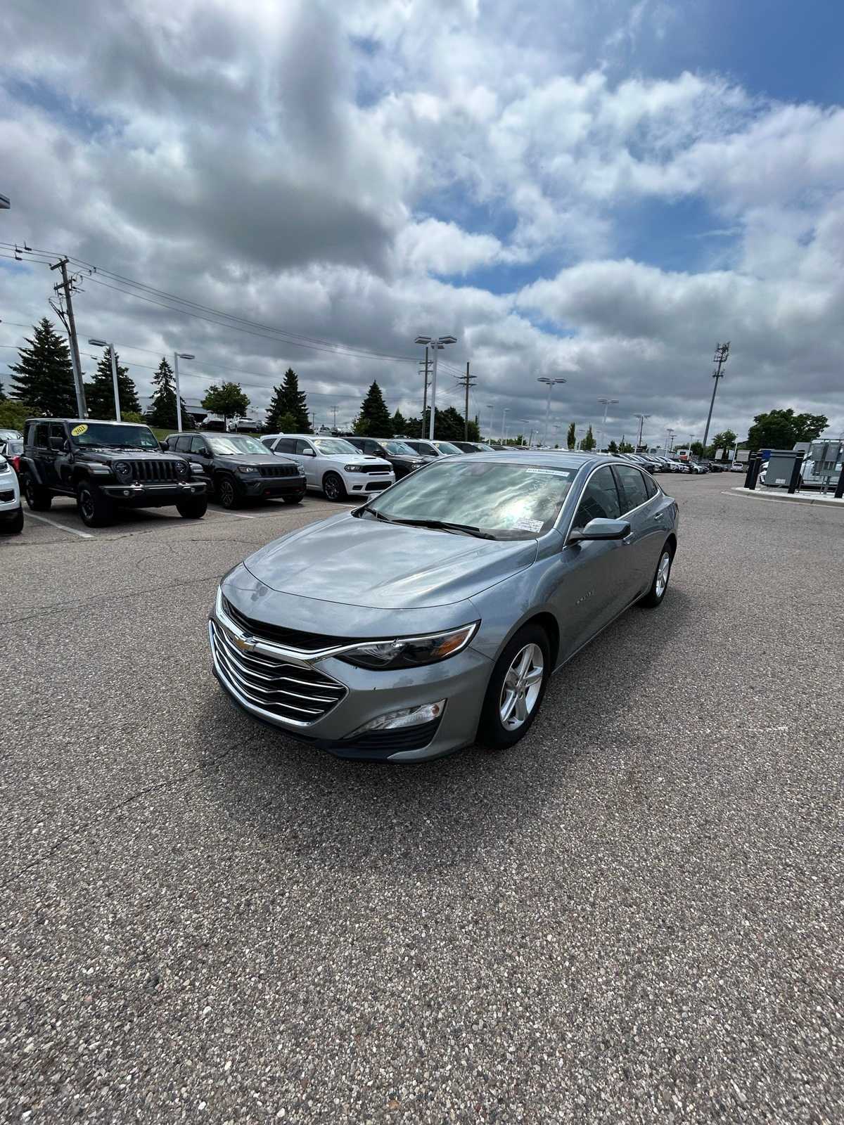 Thumbnail: 2024 Chevrolet Malibu - 2