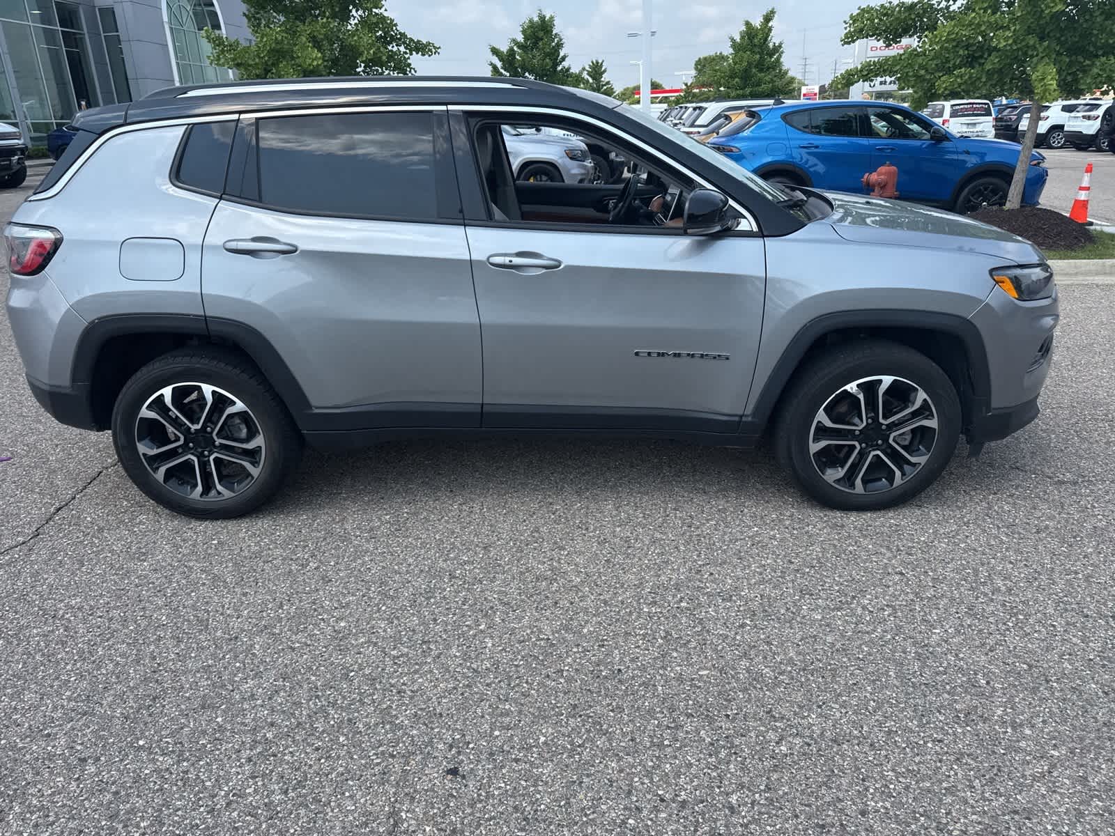2022 Jeep Compass Limited 11