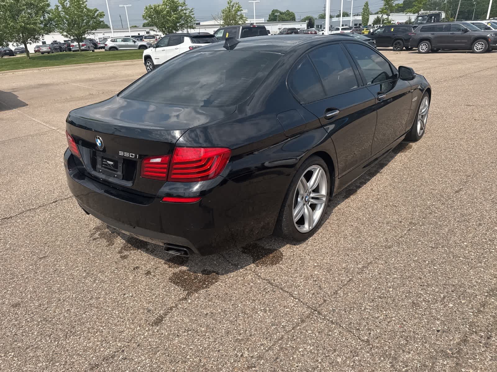 2015 BMW 5 Series 550i 15