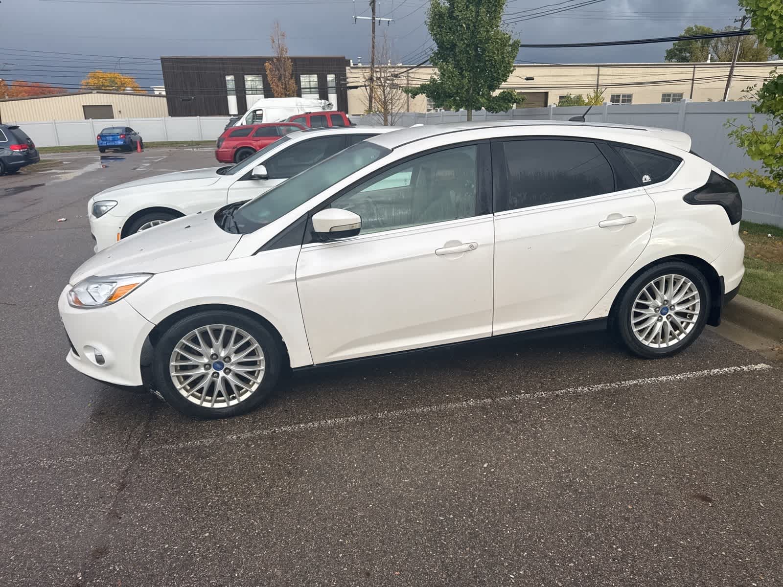 Thumbnail: 2012 Ford Focus - 32