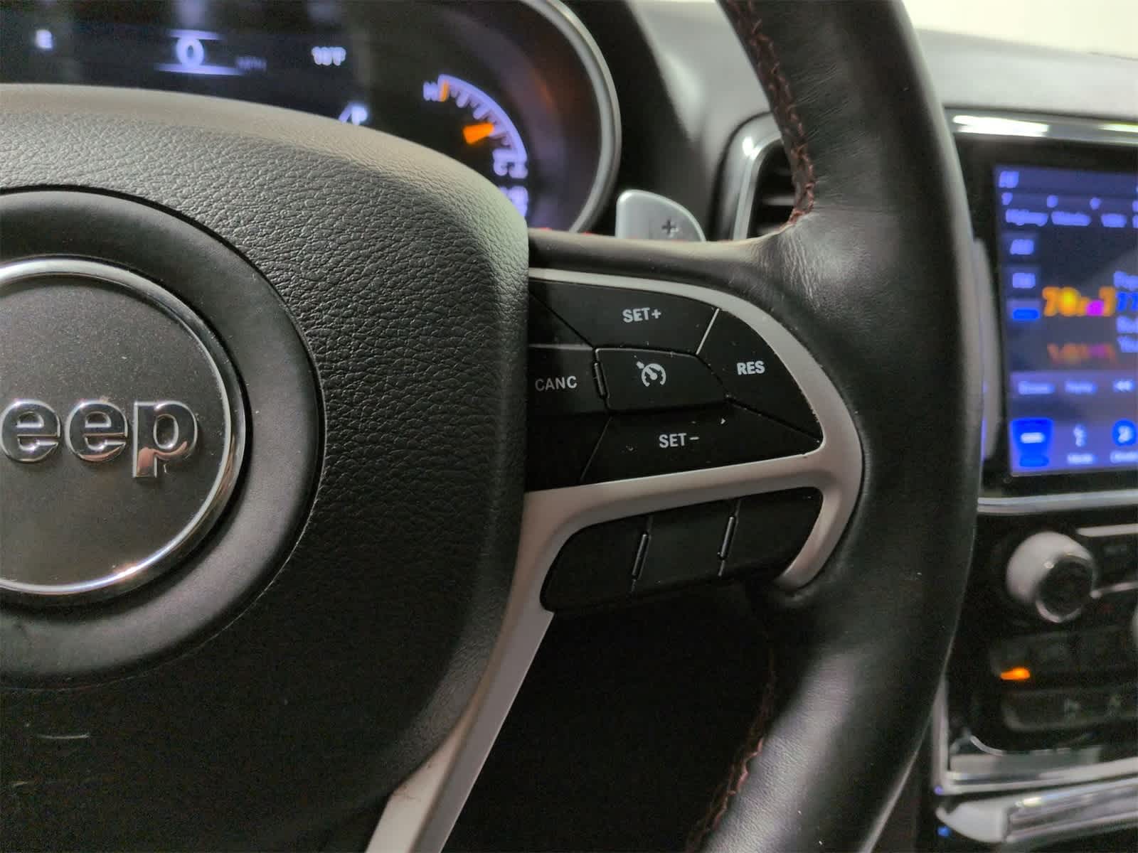 Thumbnail: 2019 Jeep Grand Cherokee - 25