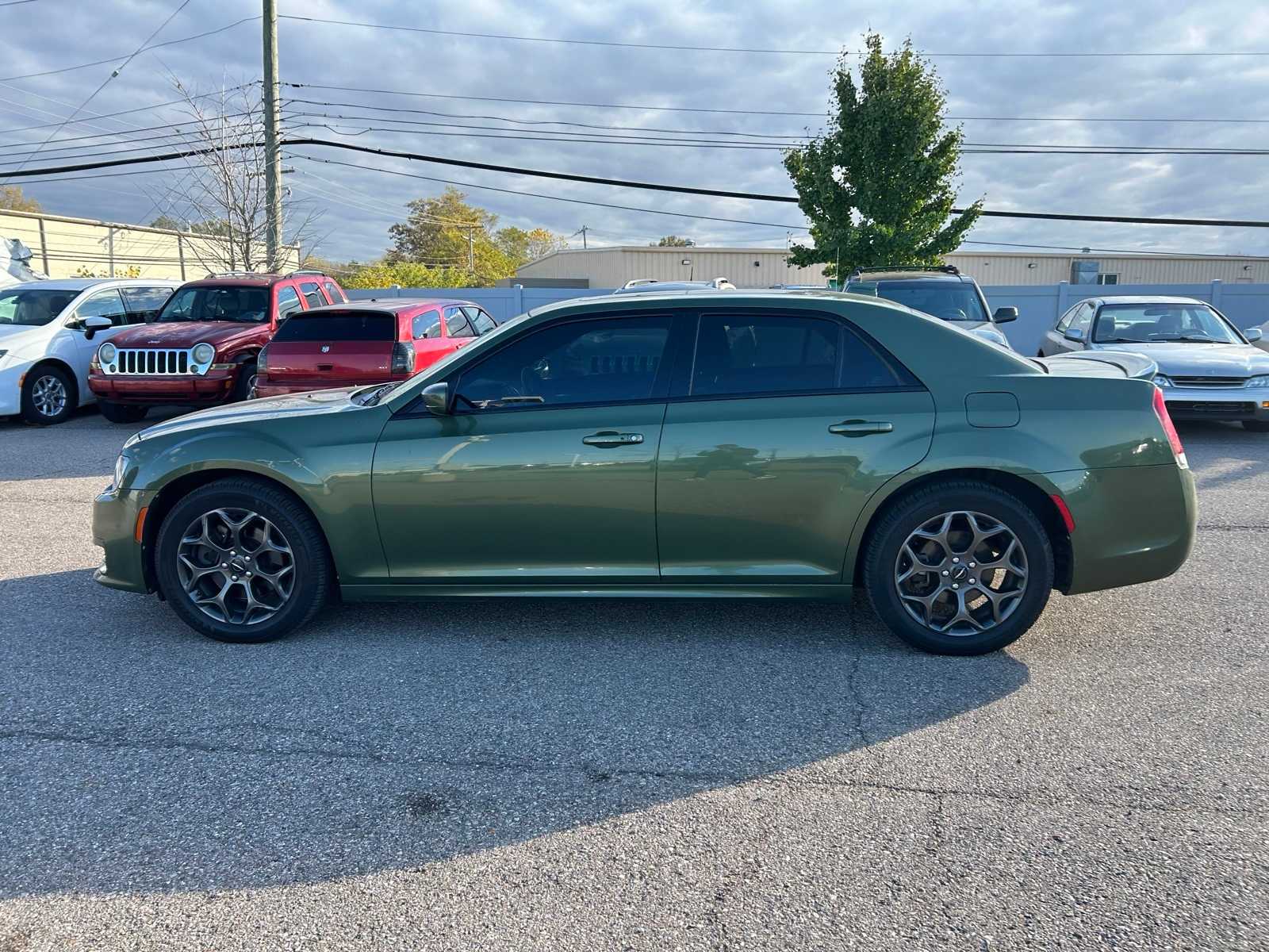 Thumbnail: 2018 Chrysler 300 - 27