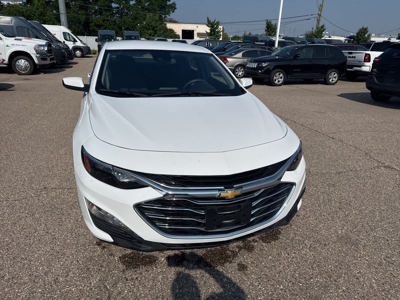 Thumbnail: 2023 Chevrolet Malibu - 6