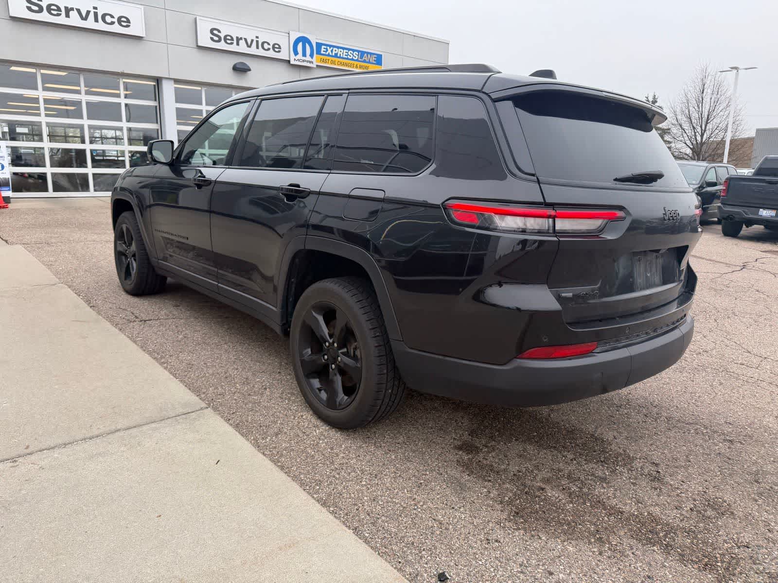 Thumbnail: 2022 Jeep Grand Cherokee L - 28