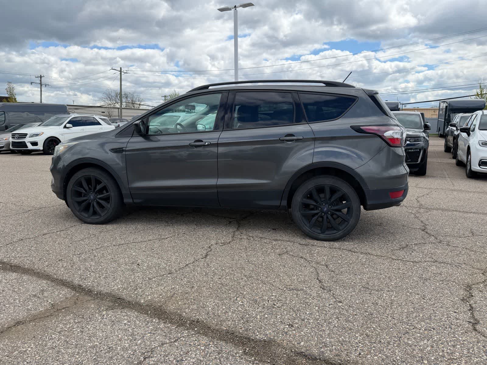 Thumbnail: 2018 Ford Escape - 28