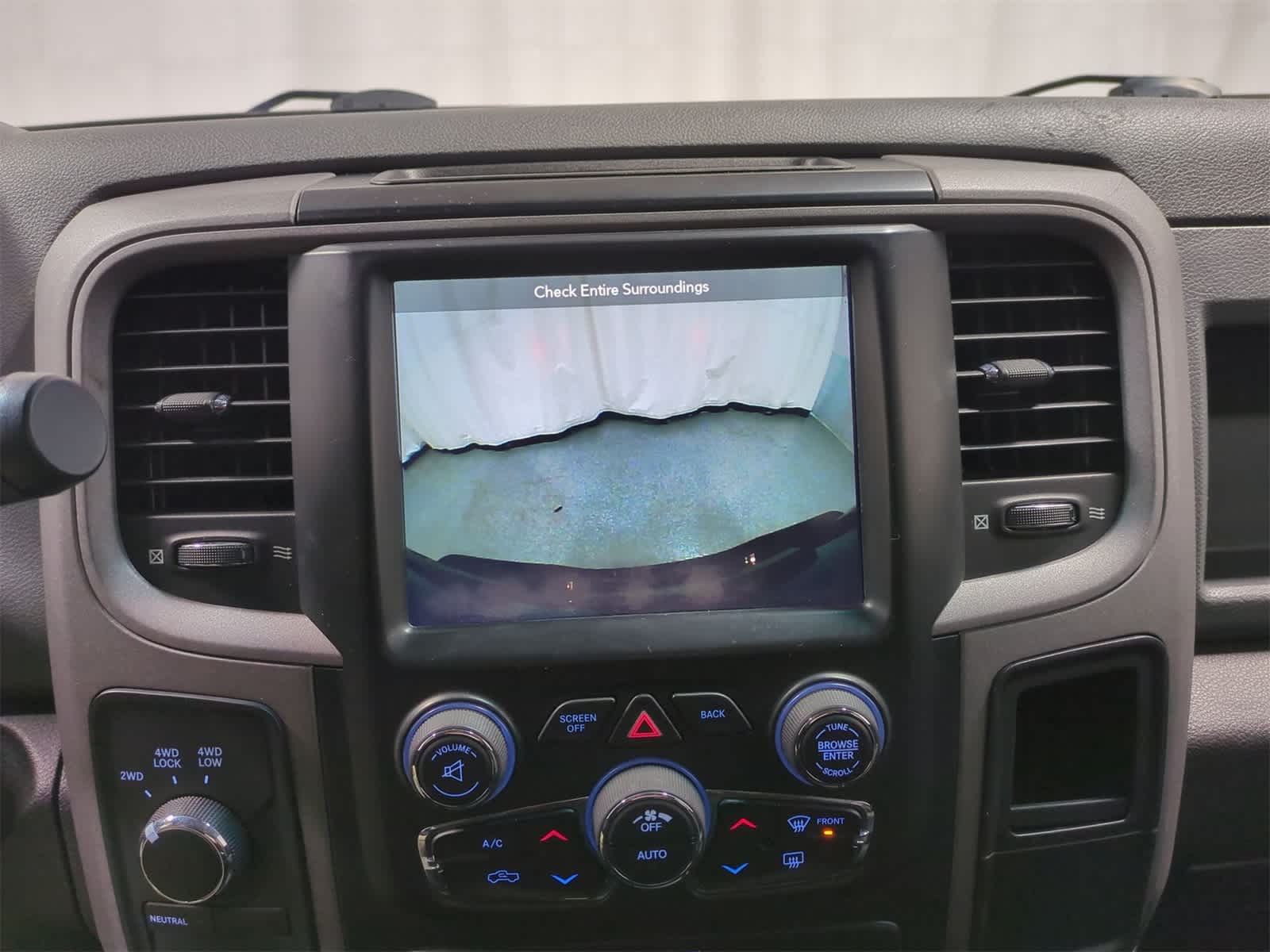 2019 RAM 1500 Classic Express 28