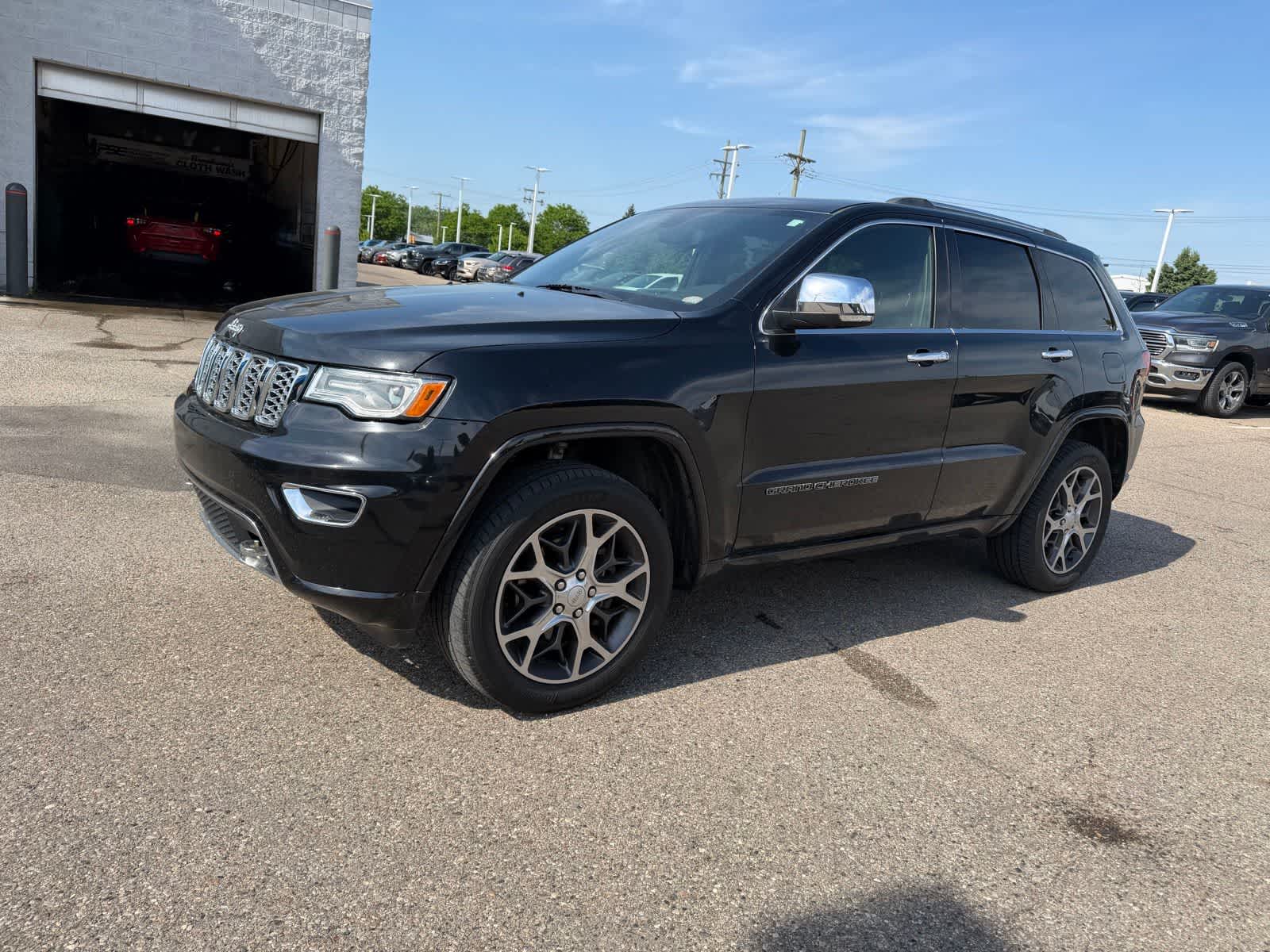 2019 Jeep Grand Cherokee Overland 4WD's photo