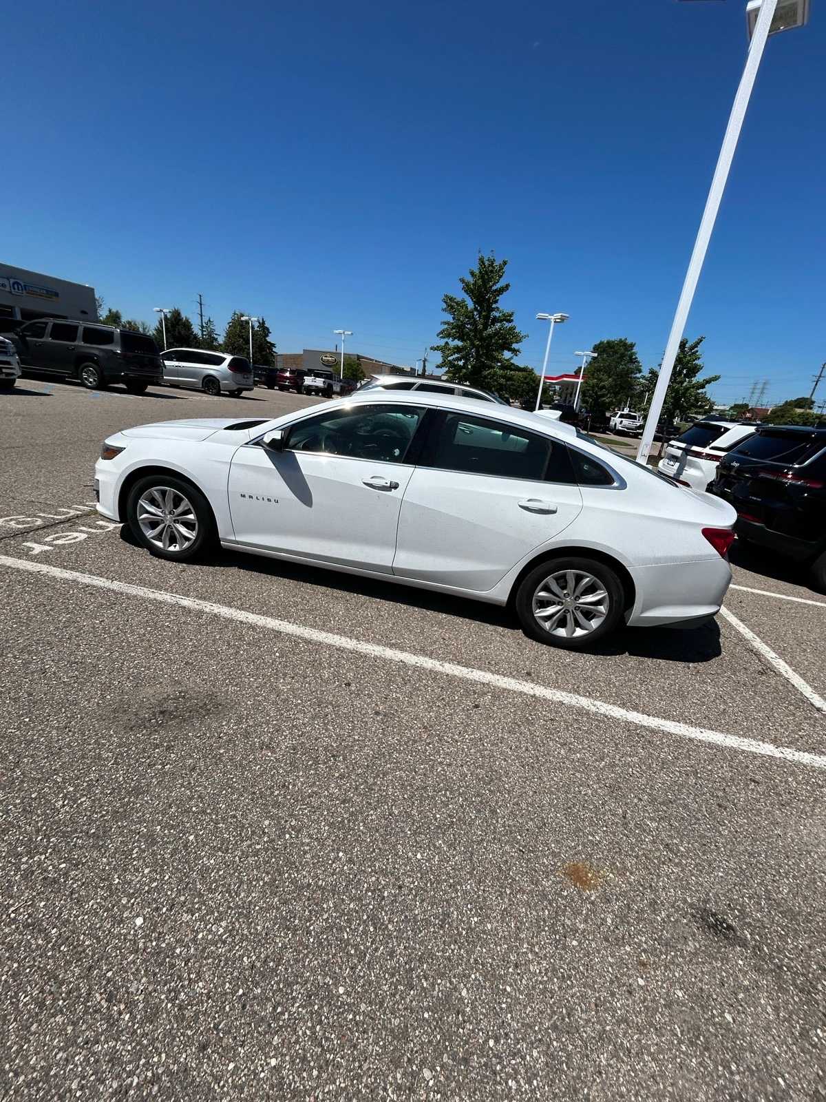 Thumbnail: 2023 Chevrolet Malibu - 23