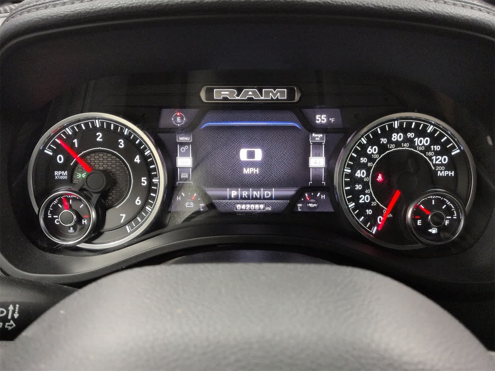 Thumbnail: 2024 RAM 1500 - 33