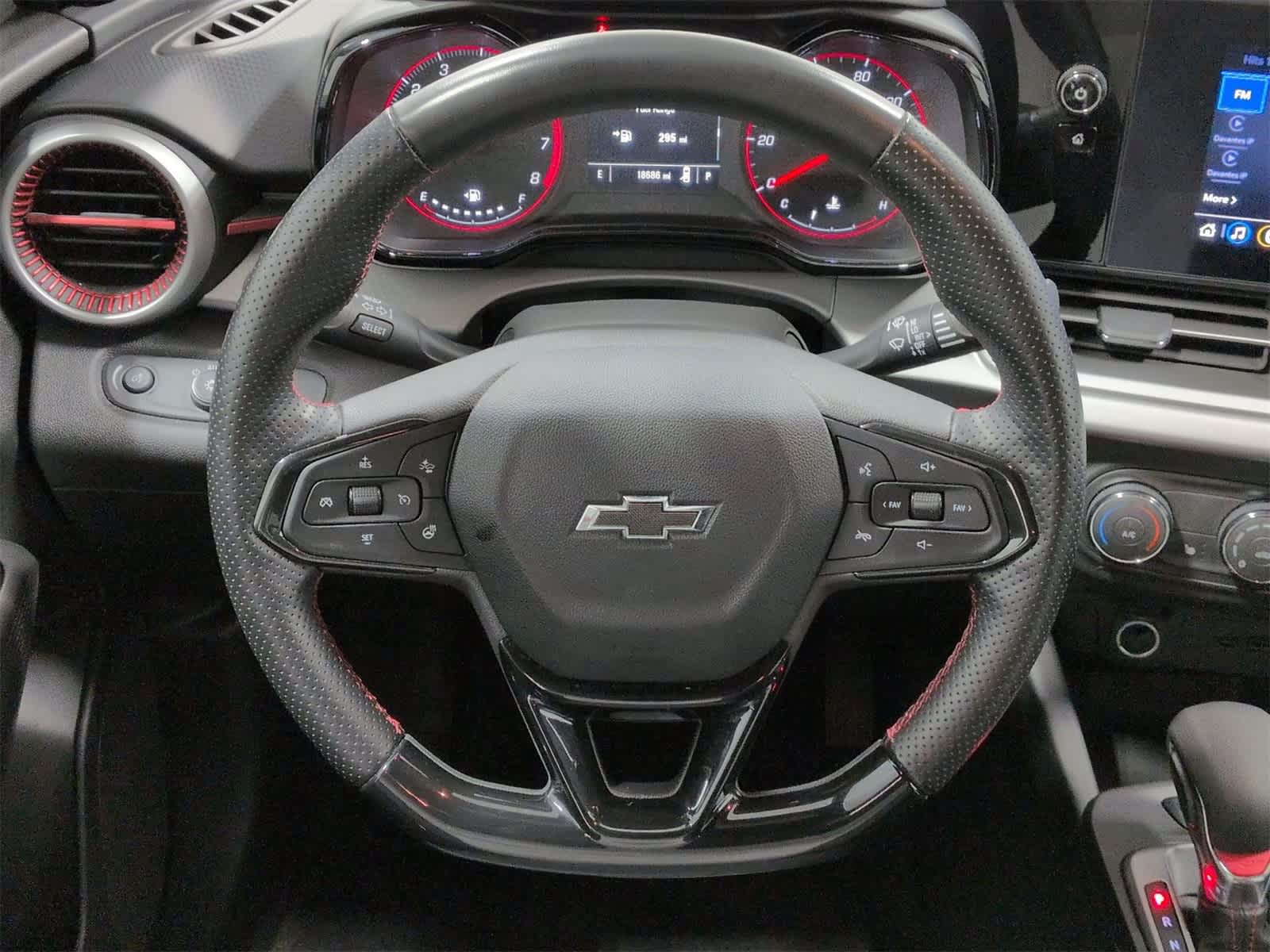 Thumbnail: 2024 Chevrolet Trax - 23