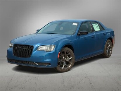 New 2023 Chrysler 300 TOURING in Troy MI | VIN: 2C3CCAAG3PH616758