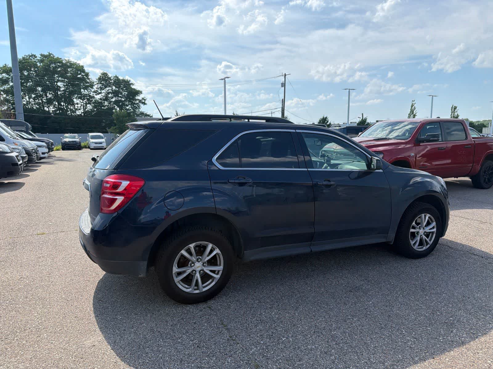 Thumbnail: 2016 Chevrolet Equinox - 17