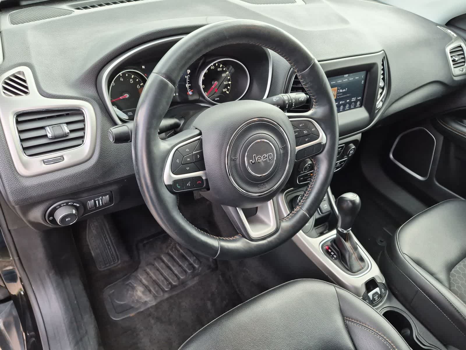 Thumbnail: 2018 Jeep Compass - 10
