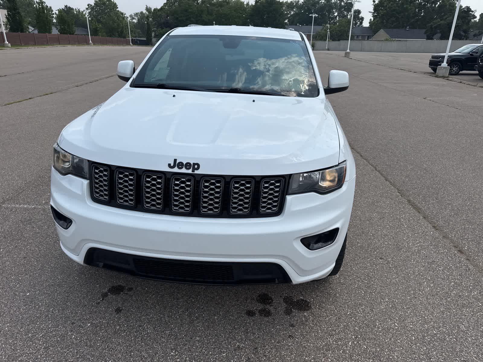 Thumbnail: 2021 Jeep Grand Cherokee - 4