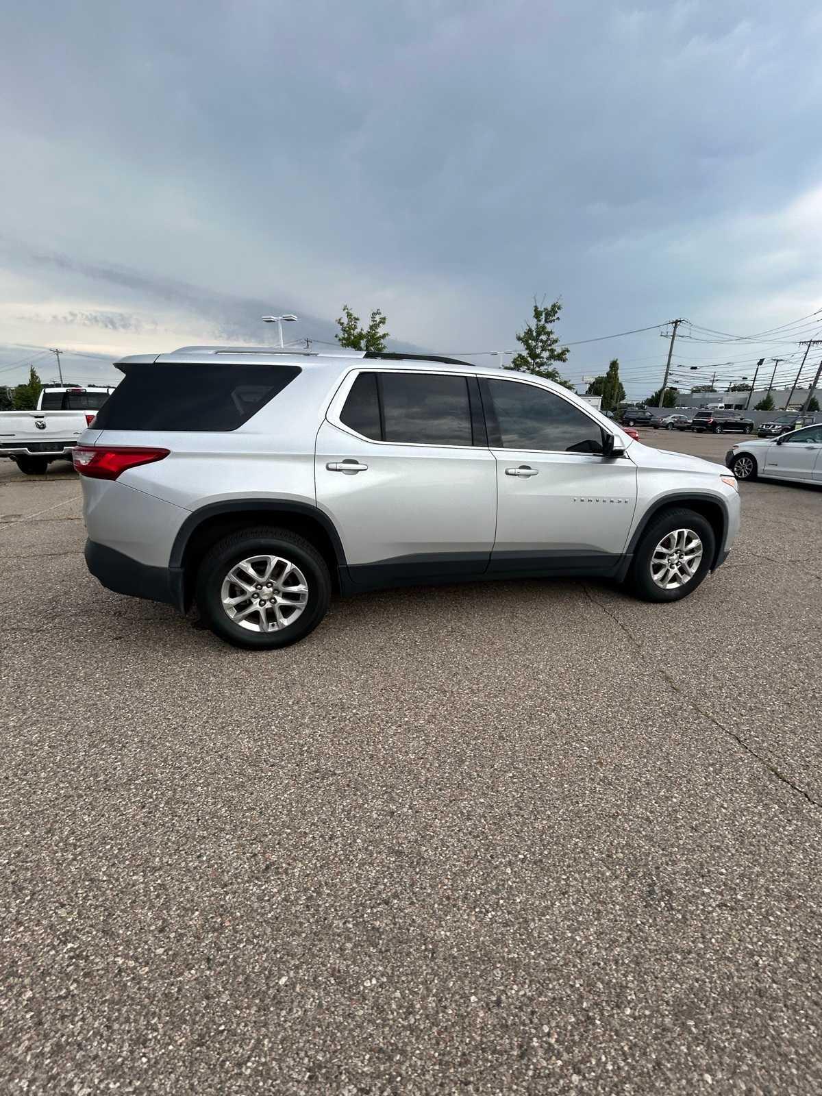 Thumbnail: 2018 Chevrolet Traverse - 13
