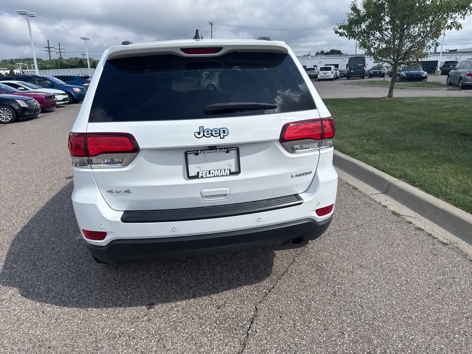 Thumbnail: 2020 Jeep Grand Cherokee - 23
