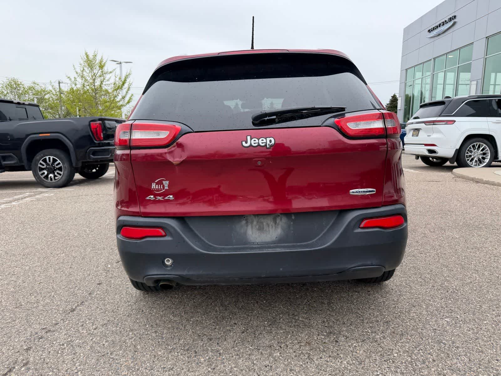 Thumbnail: 2015 Jeep Cherokee - 18