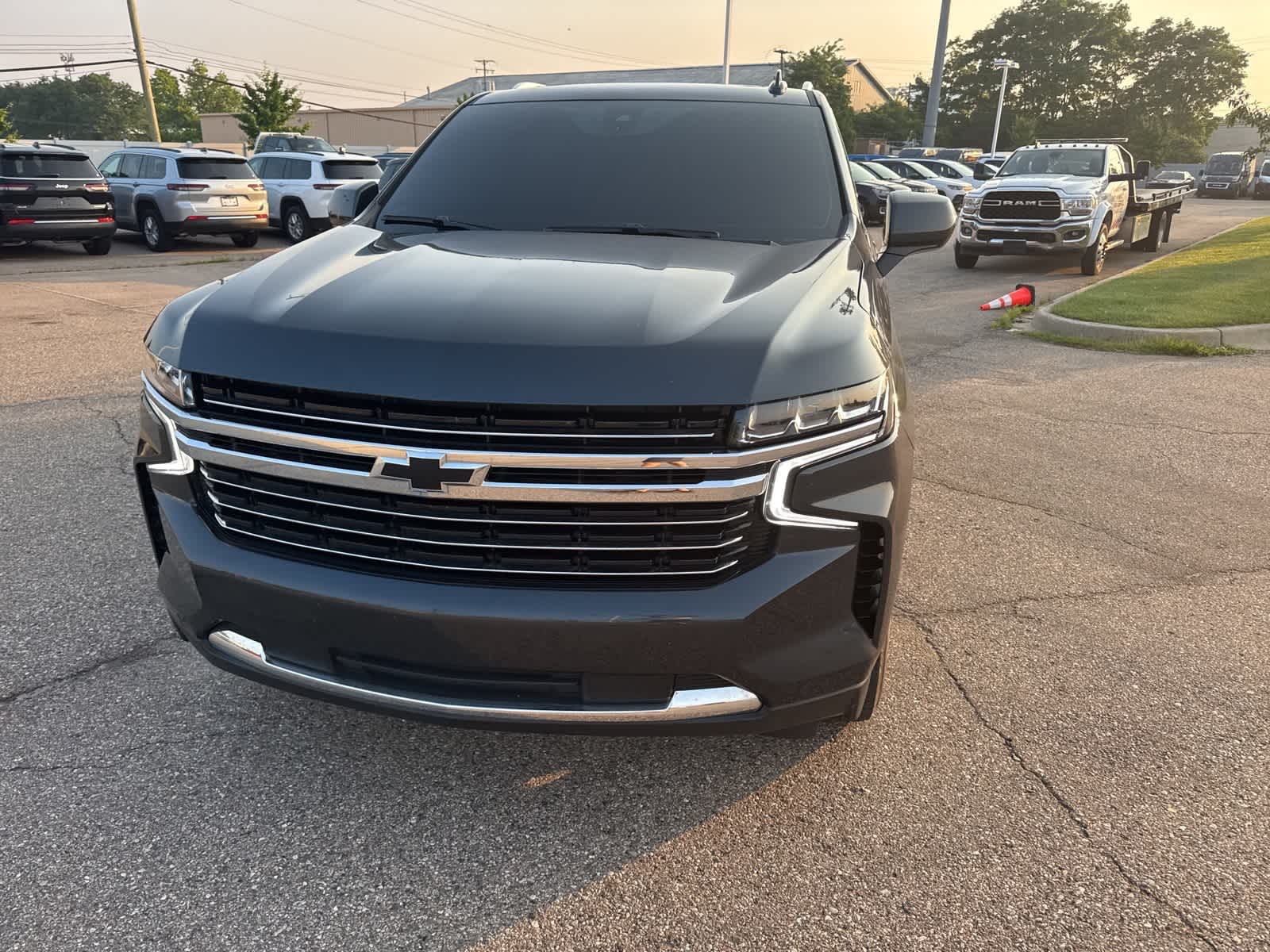 Thumbnail: 2022 Chevrolet Suburban - 4