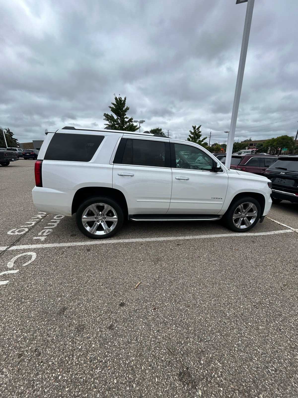 Thumbnail: 2018 Chevrolet Tahoe - 17