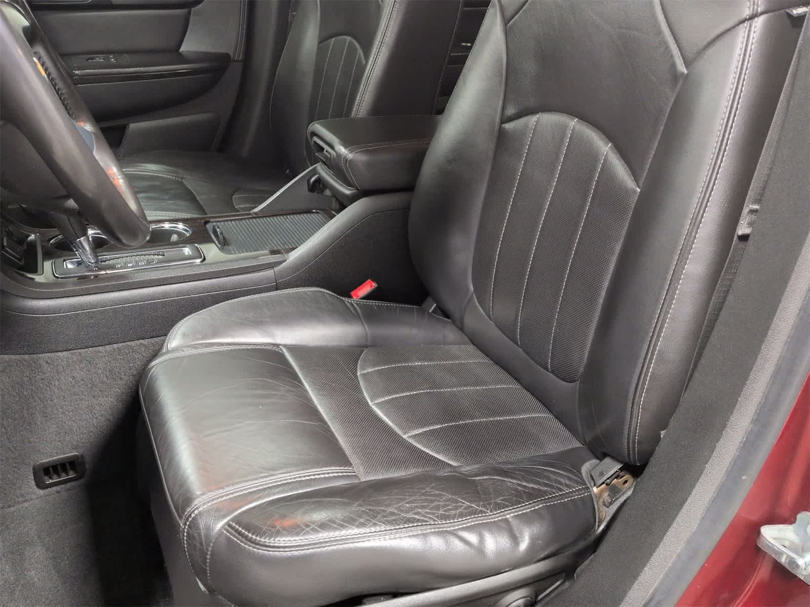 Thumbnail: 2016 Chevrolet Traverse - 14