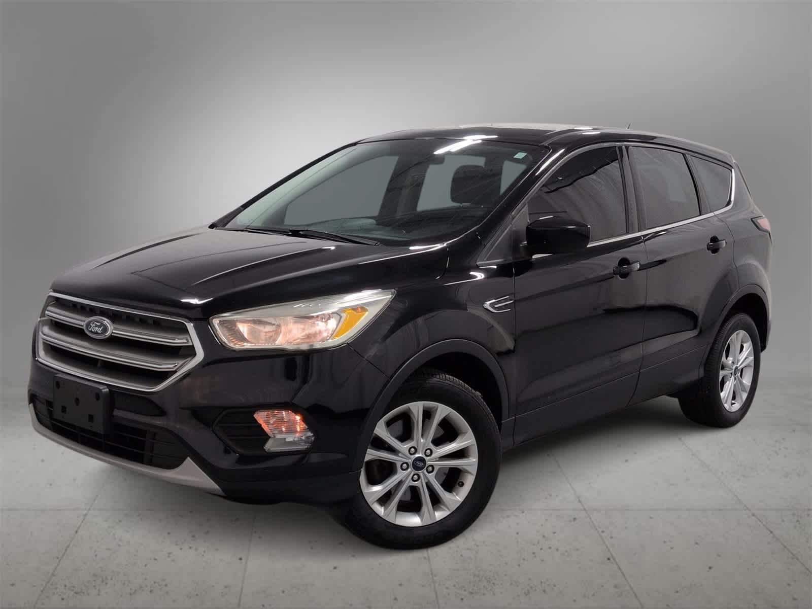 2017 Ford Escape SE -
                  Farmington Hills, MI