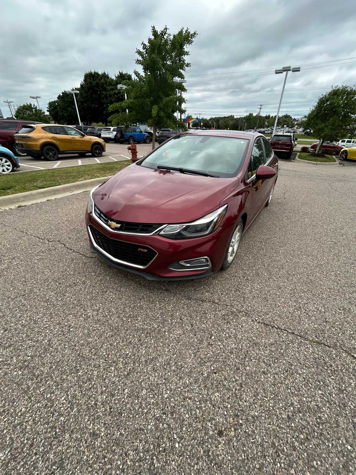 Thumbnail: 2016 Chevrolet Cruze - 3