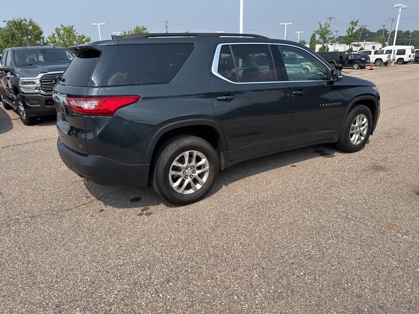 Thumbnail: 2021 Chevrolet Traverse - 15