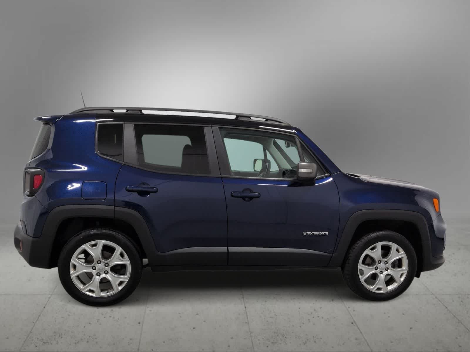Thumbnail: 2020 Jeep Renegade - 9