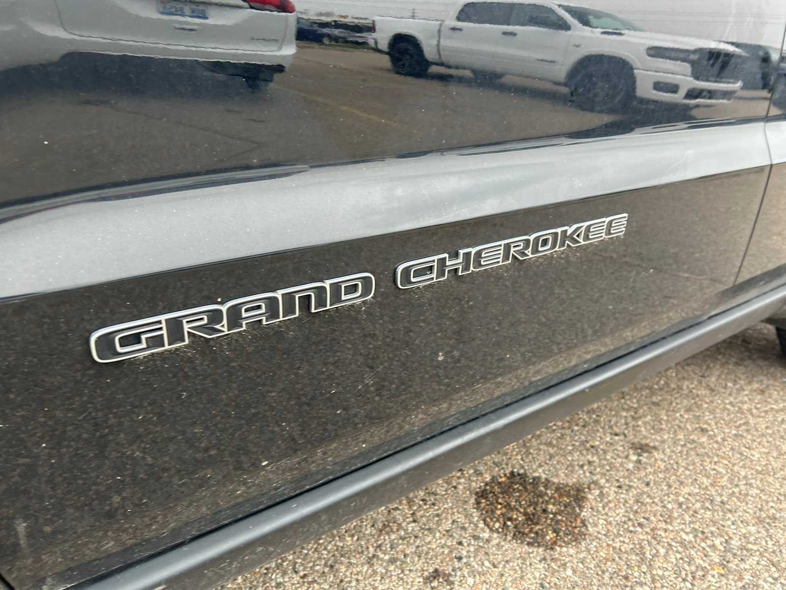 Thumbnail: 2019 Jeep Grand Cherokee - 26