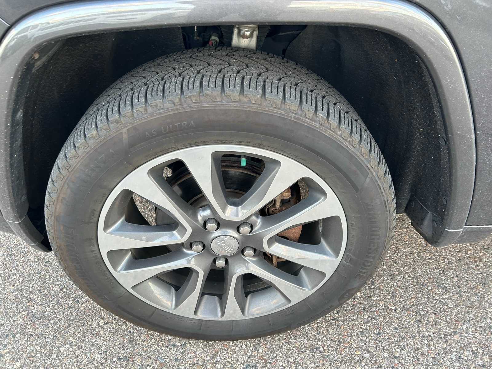 Thumbnail: 2018 Jeep Grand Cherokee - 28