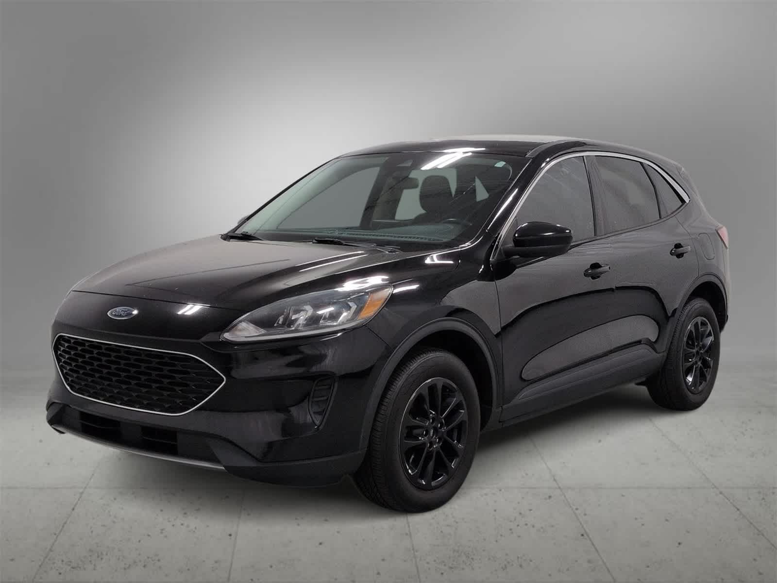 Thumbnail: 2021 Ford Escape - 4