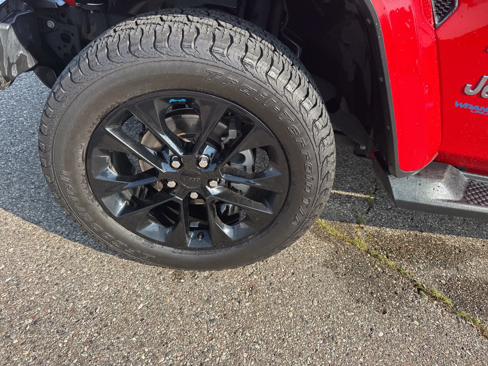 Thumbnail: 2022 Jeep Wrangler - 27